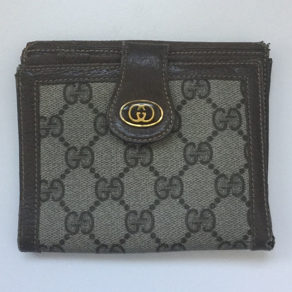 Gucci Handbags - Authentic Vintage Gucci Wallet